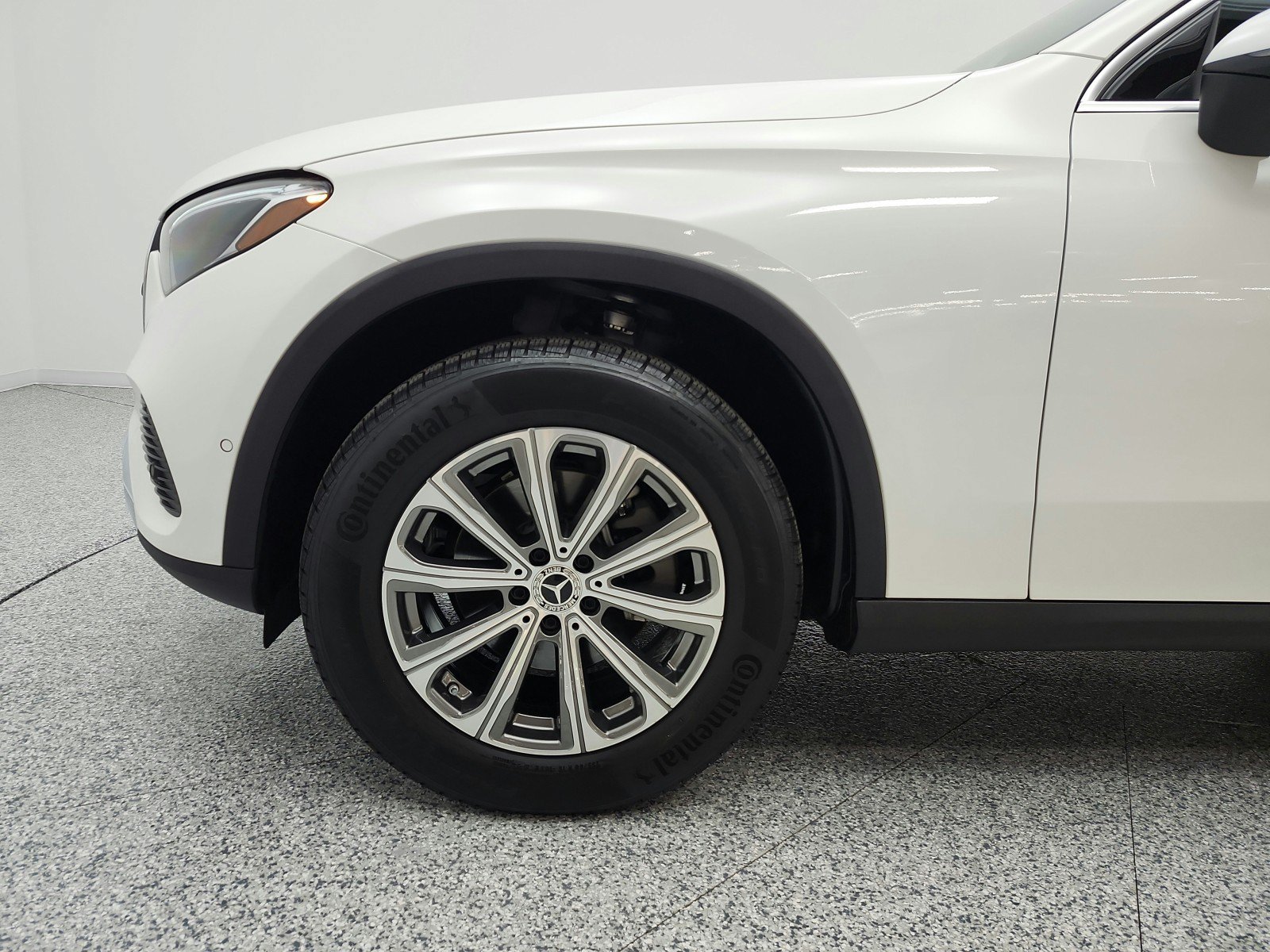 Certified 2026 Mercedes-Benz GLC 300 image 21