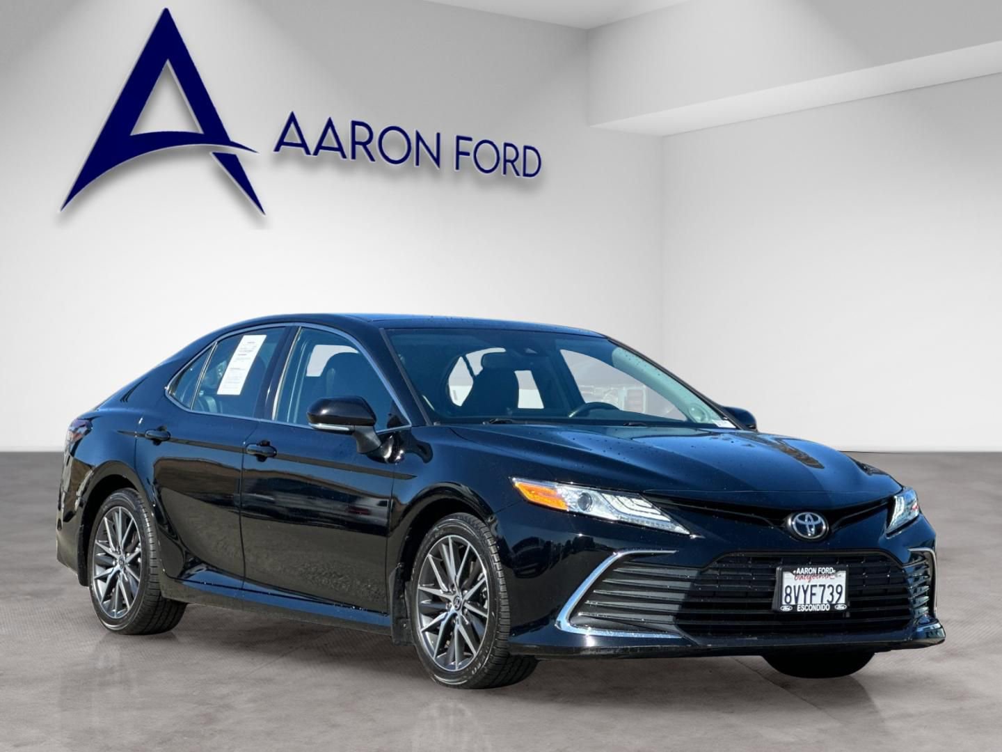Used 2021 Toyota Camry XLE w/ Navigation Package FWD image 8