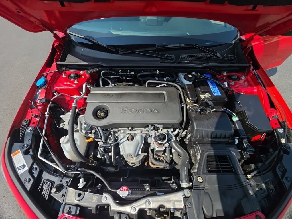 Used 2025 Honda Civic Sport image 11
