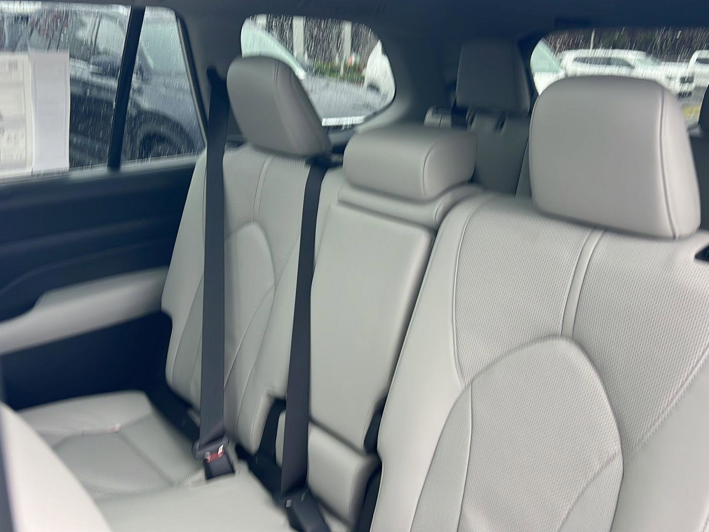 New 2026 Toyota Grand Highlander Limited image 34