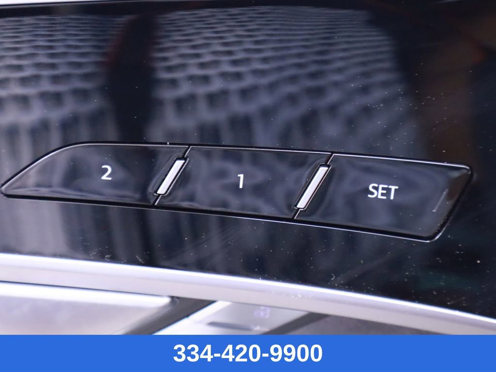 New 2025 Audi S8 image 17