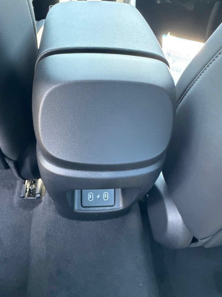 New 2026 Hyundai Elantra SEL Sport FWD image 23