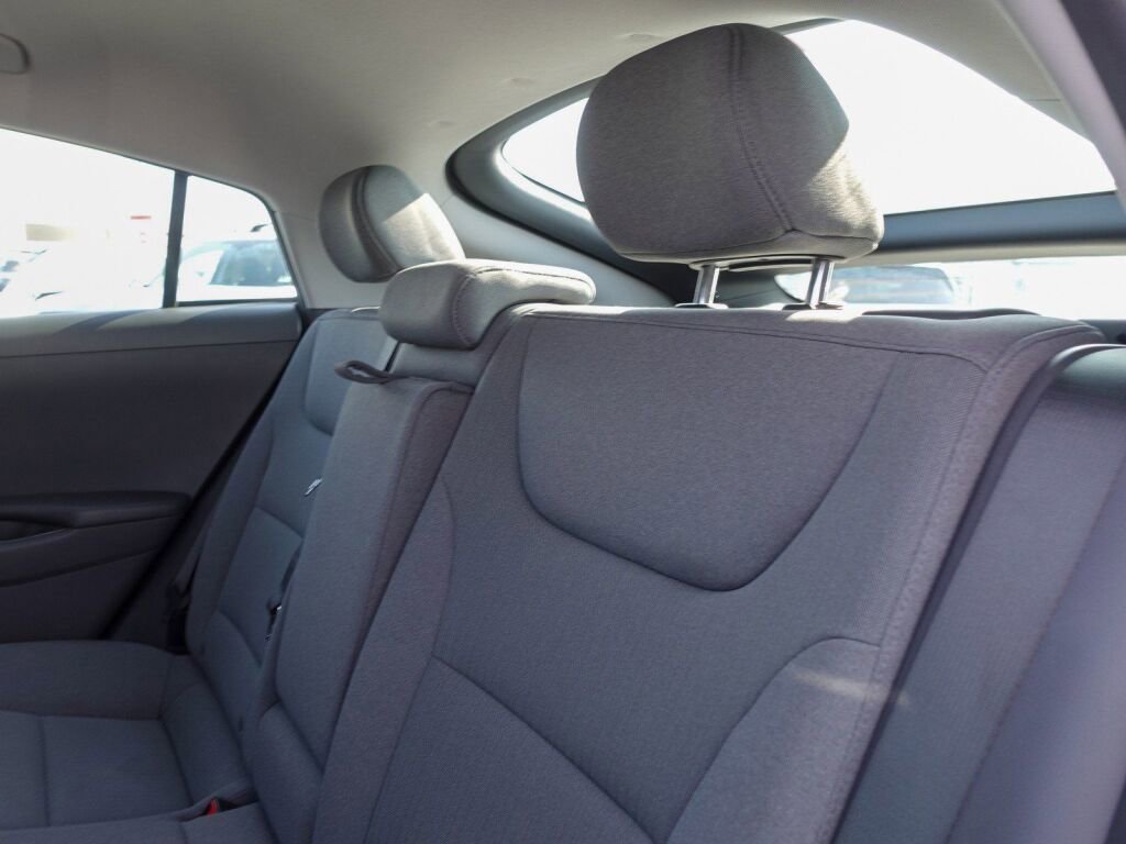 Used 2022 Hyundai Ioniq SE image 11