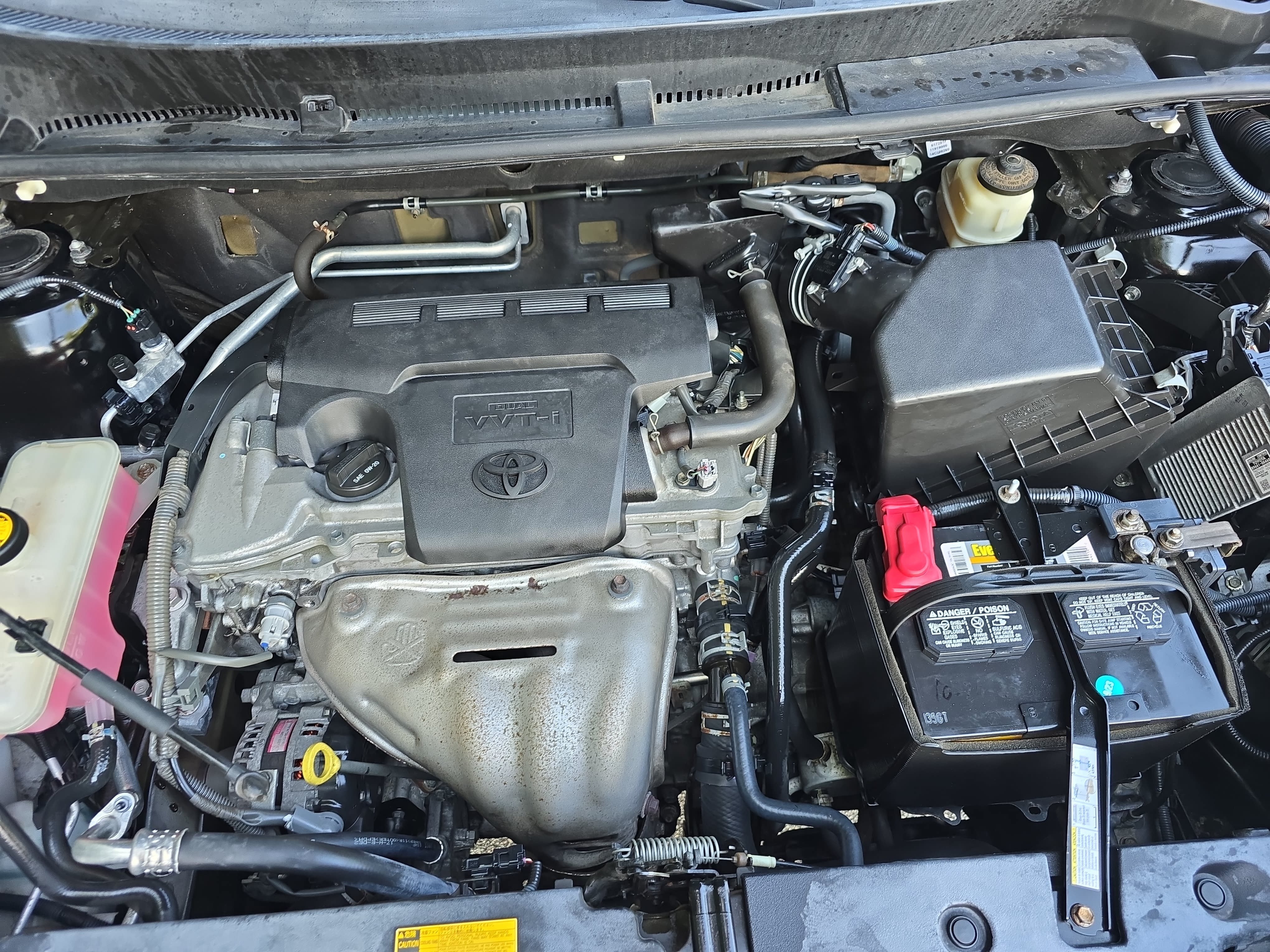 Used 2015 Toyota RAV4 XLE FWD image 28