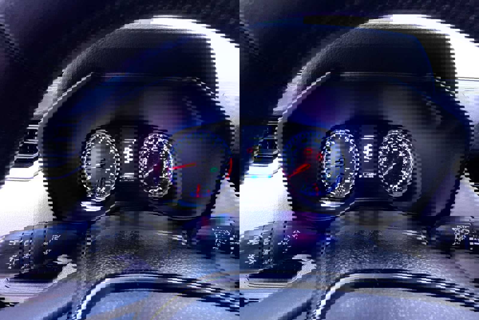 Used 2020 Toyota RAV4 XLE Premium image 21