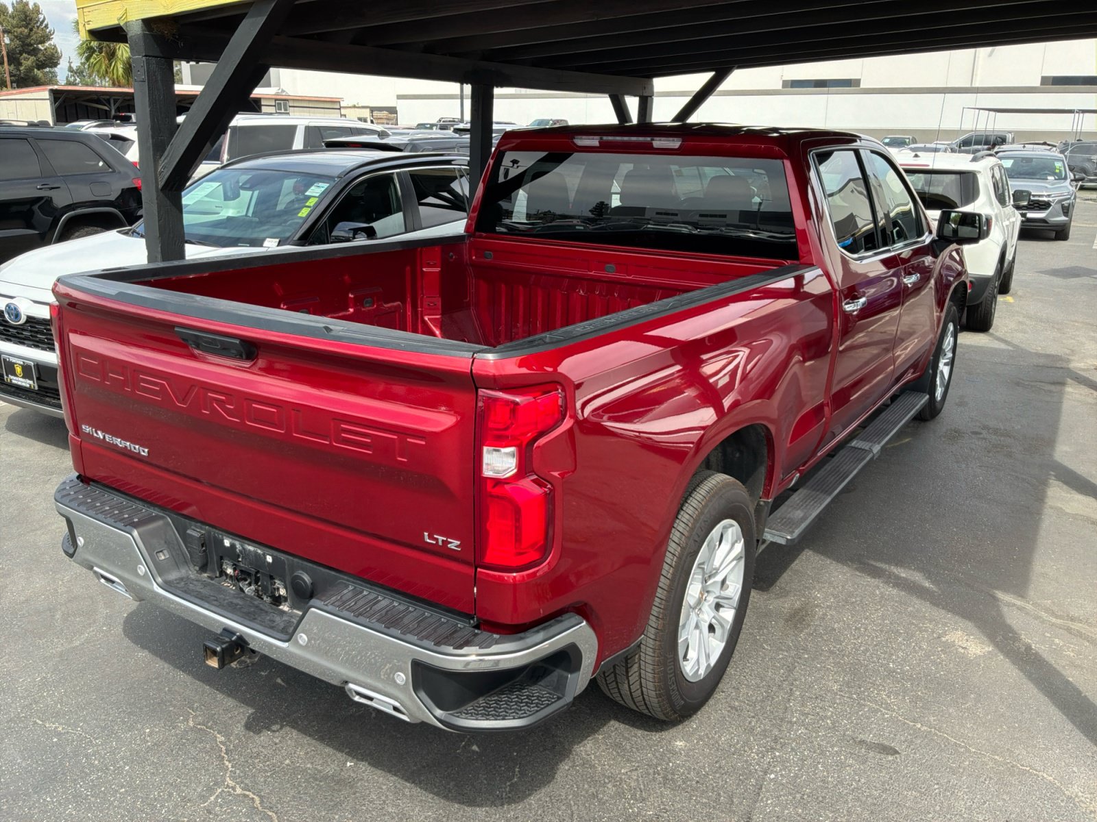 Used 2023 Chevrolet Silverado 1500 LTZ w/ Z71 Off-Road Package AWD/4WD image 23