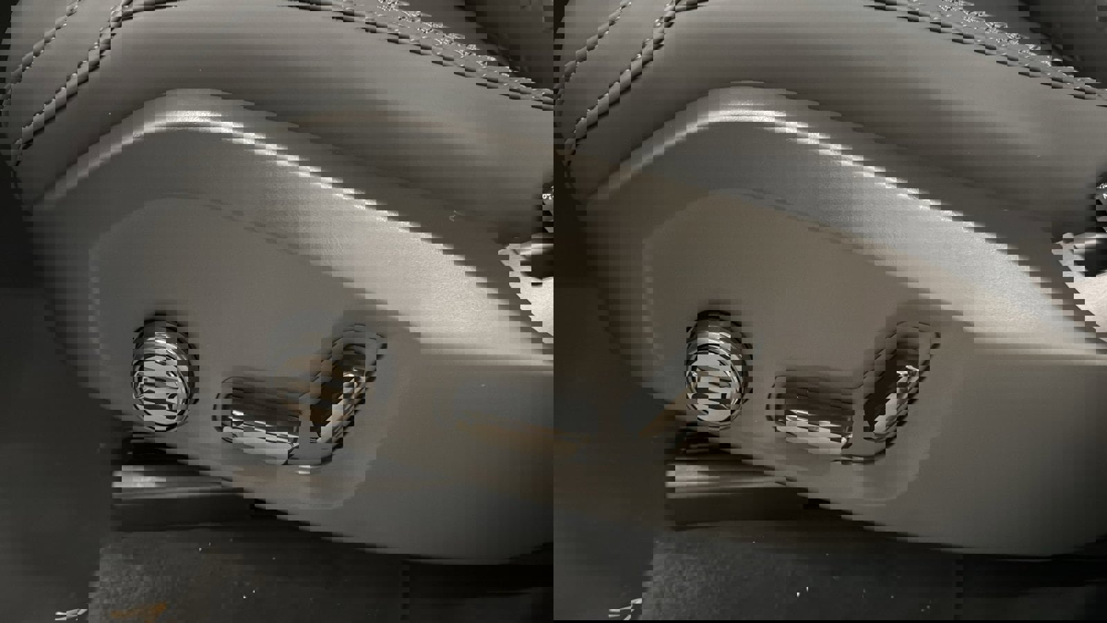 New 2026 Volvo XC90 B6 Plus w/ Protection Package Premier image 24