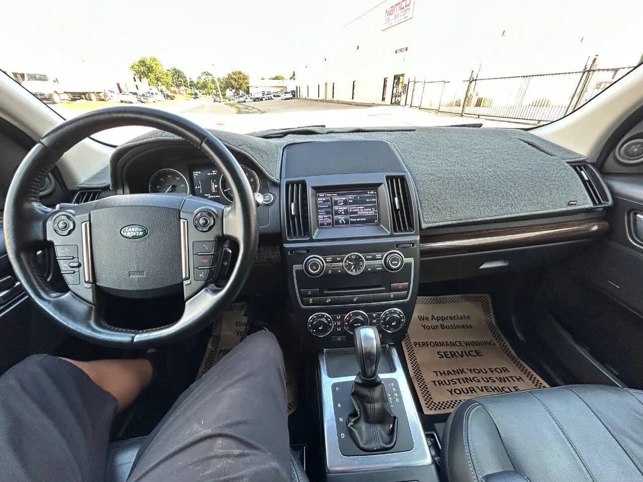 Used 2014 Land Rover LR2 HSE AWD/4WD image 17