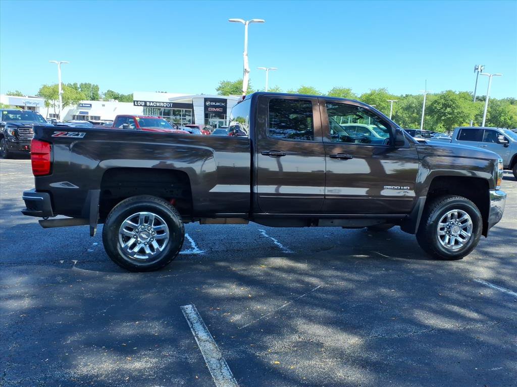 Used 2016 Chevrolet Silverado 2500 LT w/ LT Convenience Package AWD/4WD image 8