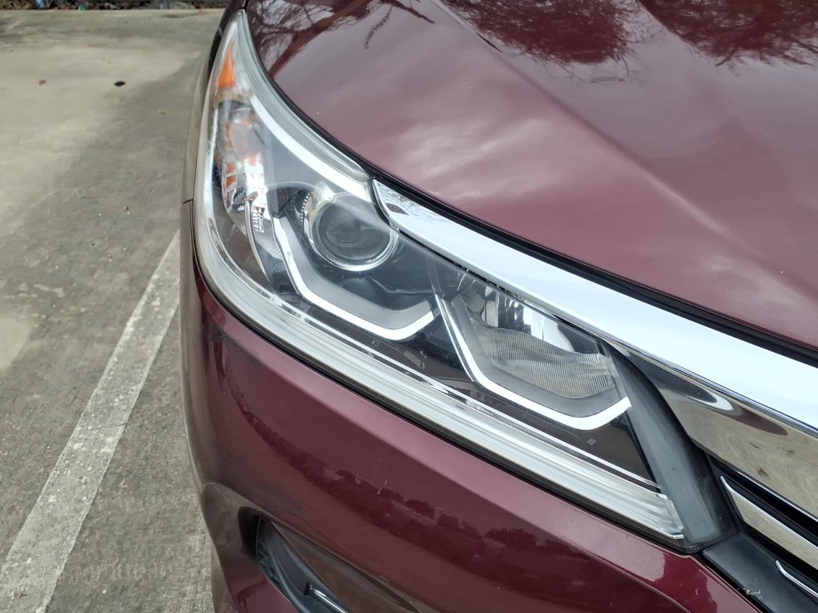 Used 2016 Honda Accord EX image 10