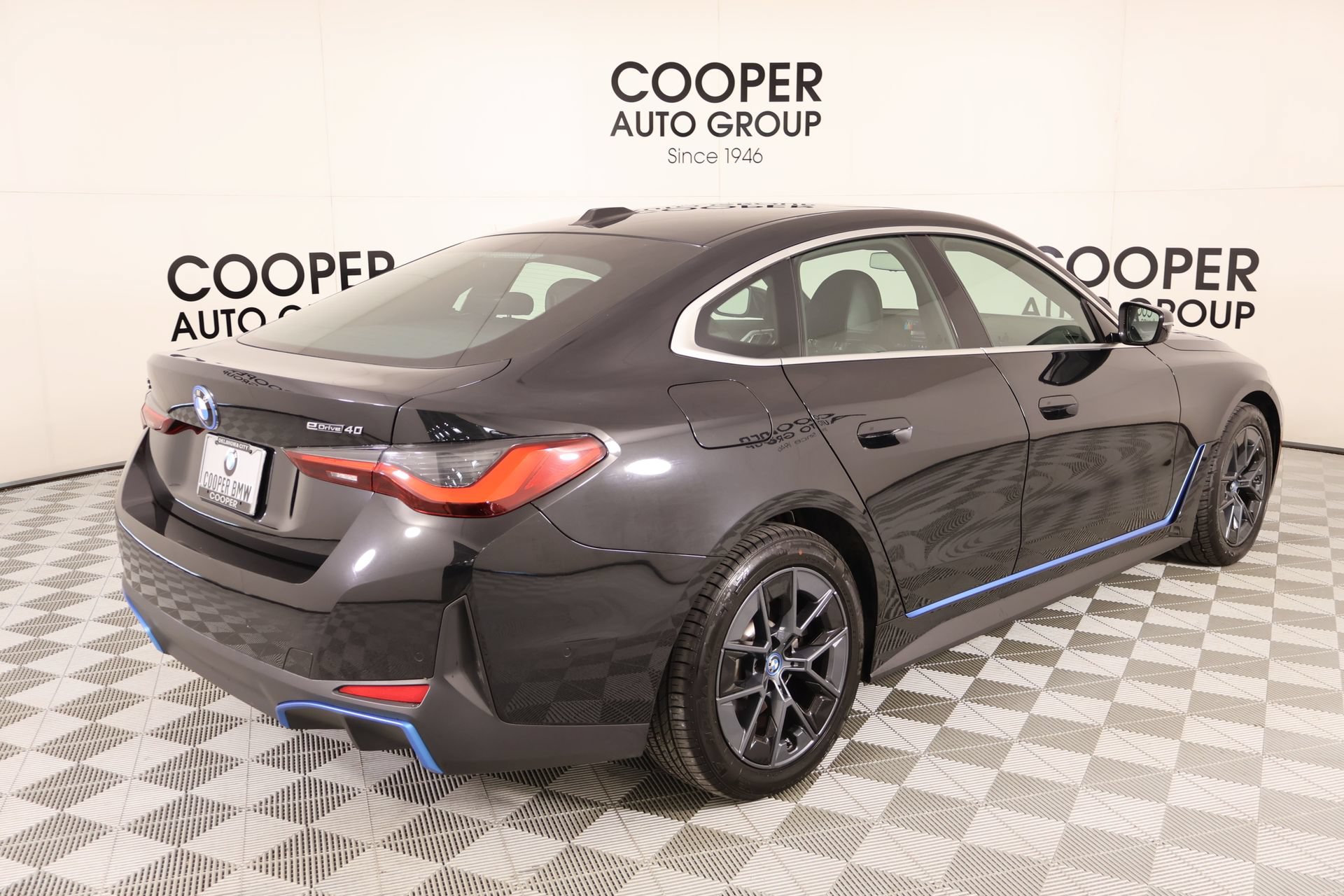 Used 2024 BMW i4 eDrive40 RWD image 22