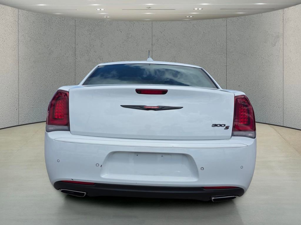 Certified 2023 Chrysler 300 S RWD image 4