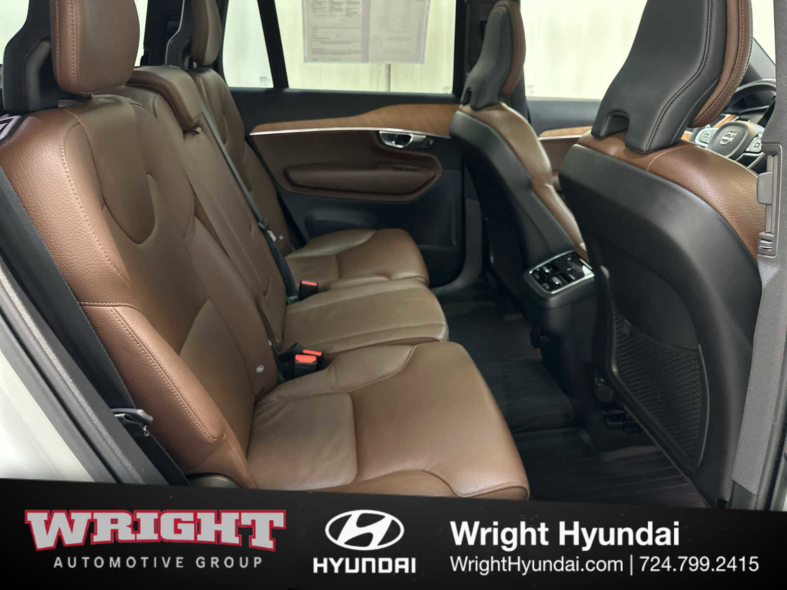 Used 2022 Volvo XC90 T6 Momentum w/ Advanced Package image 16