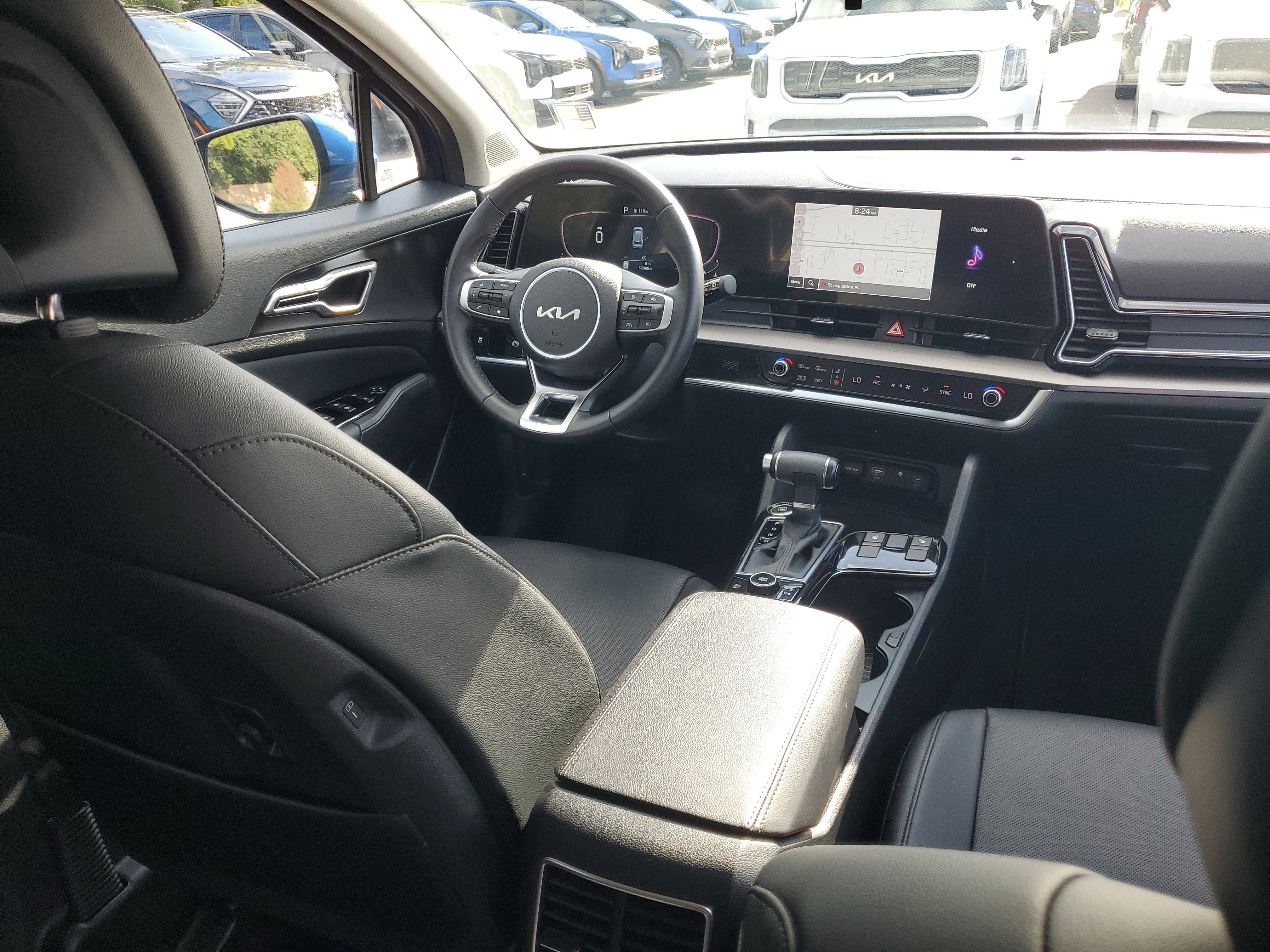 Certified 2023 Kia Sportage EX image 13