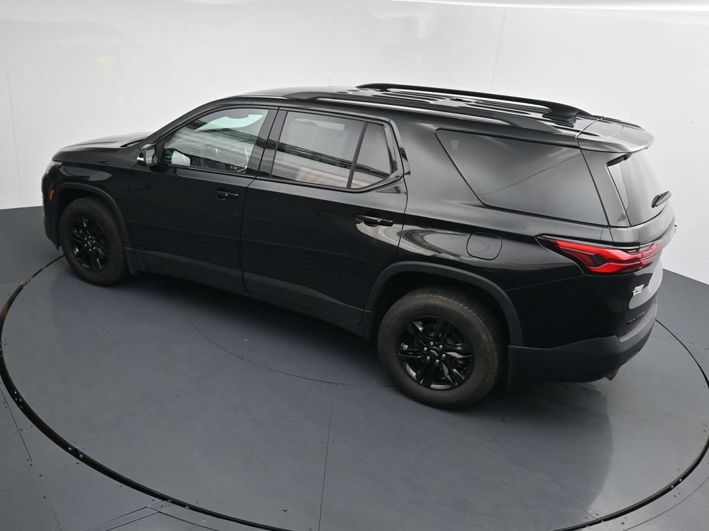 Used 2023 Chevrolet Traverse LT FWD image 27