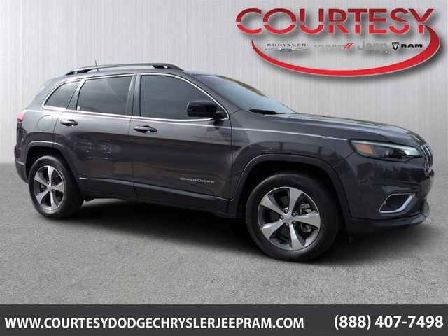 Used 2022 Jeep Cherokee Limited image 1