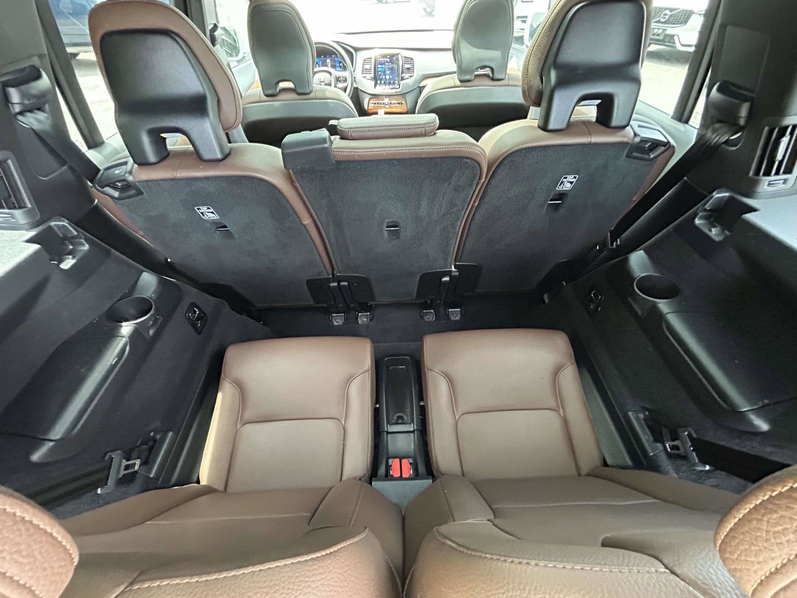 Certified 2023 Volvo XC90 B6 Plus AWD/4WD image 15
