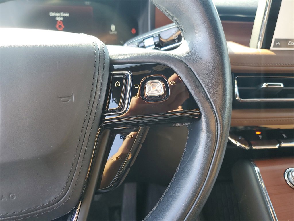 Used 2020 Lincoln Aviator Reserve w/ Elements Package Plus image 25