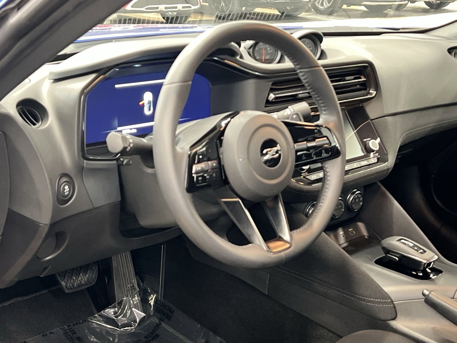 Used 2025 Nissan Z Sport w/ Floor Mat Package image 14