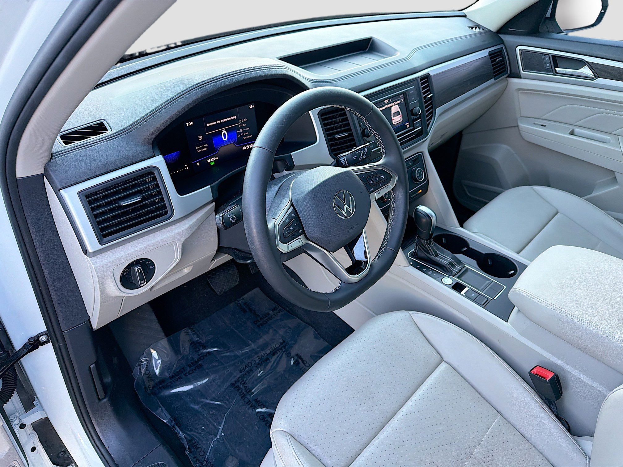 Used 2023 Volkswagen Atlas SE image 26