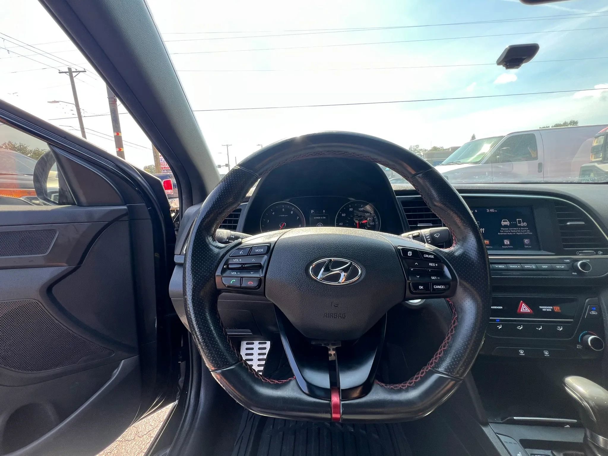 Used 2018 Hyundai Elantra Sport w/ Cargo Package FWD image 8