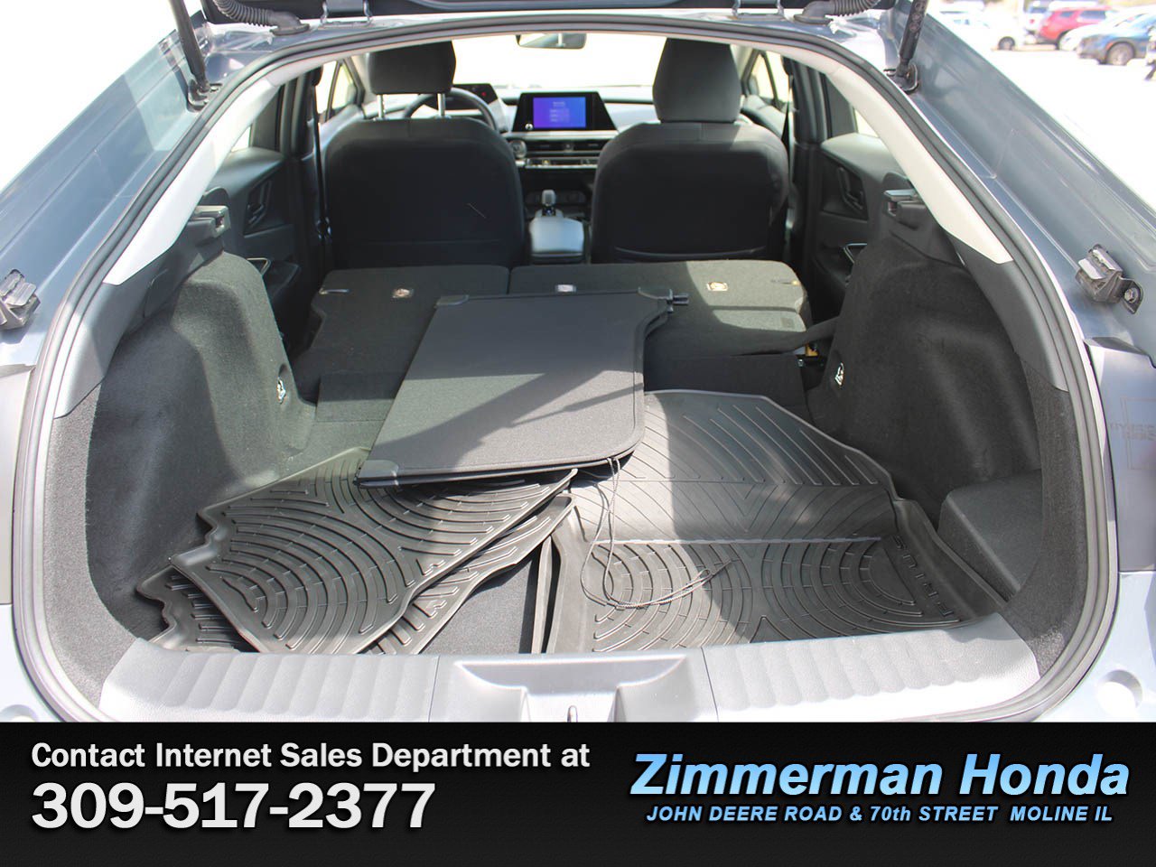 Used 2023 Toyota Prius LE FWD image 7