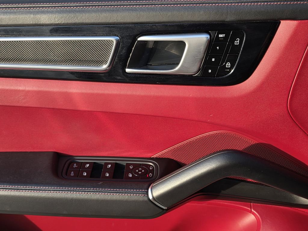 Used 2021 Porsche Cayenne GTS image 24