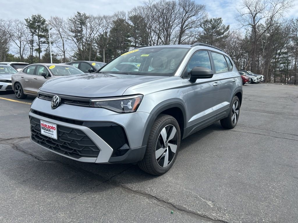 Used 2025 Volkswagen Taos S AWD/4WD image 3