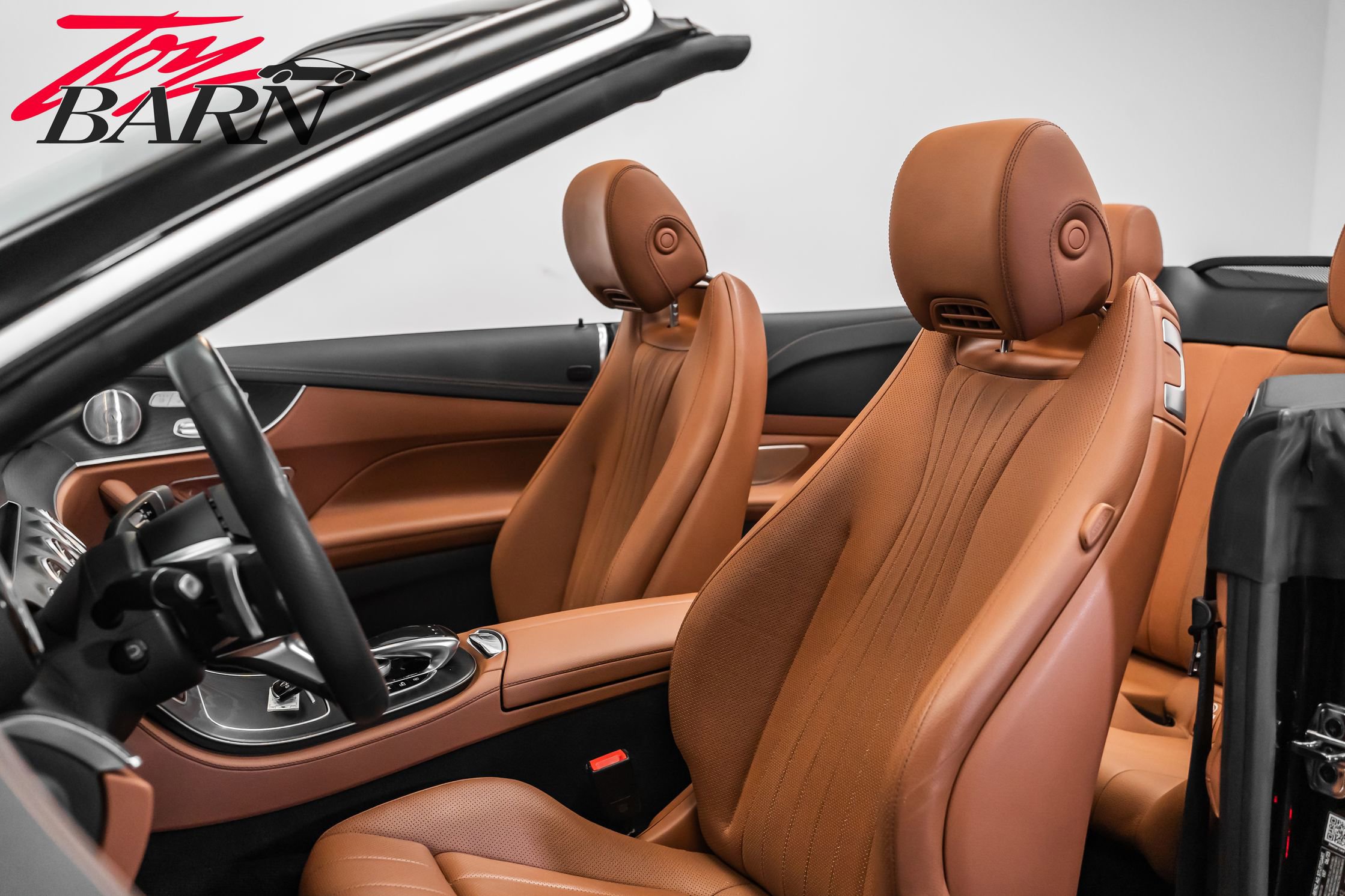 Used 2023 Mercedes-Benz E 450 4MATIC Cabriolet image 32