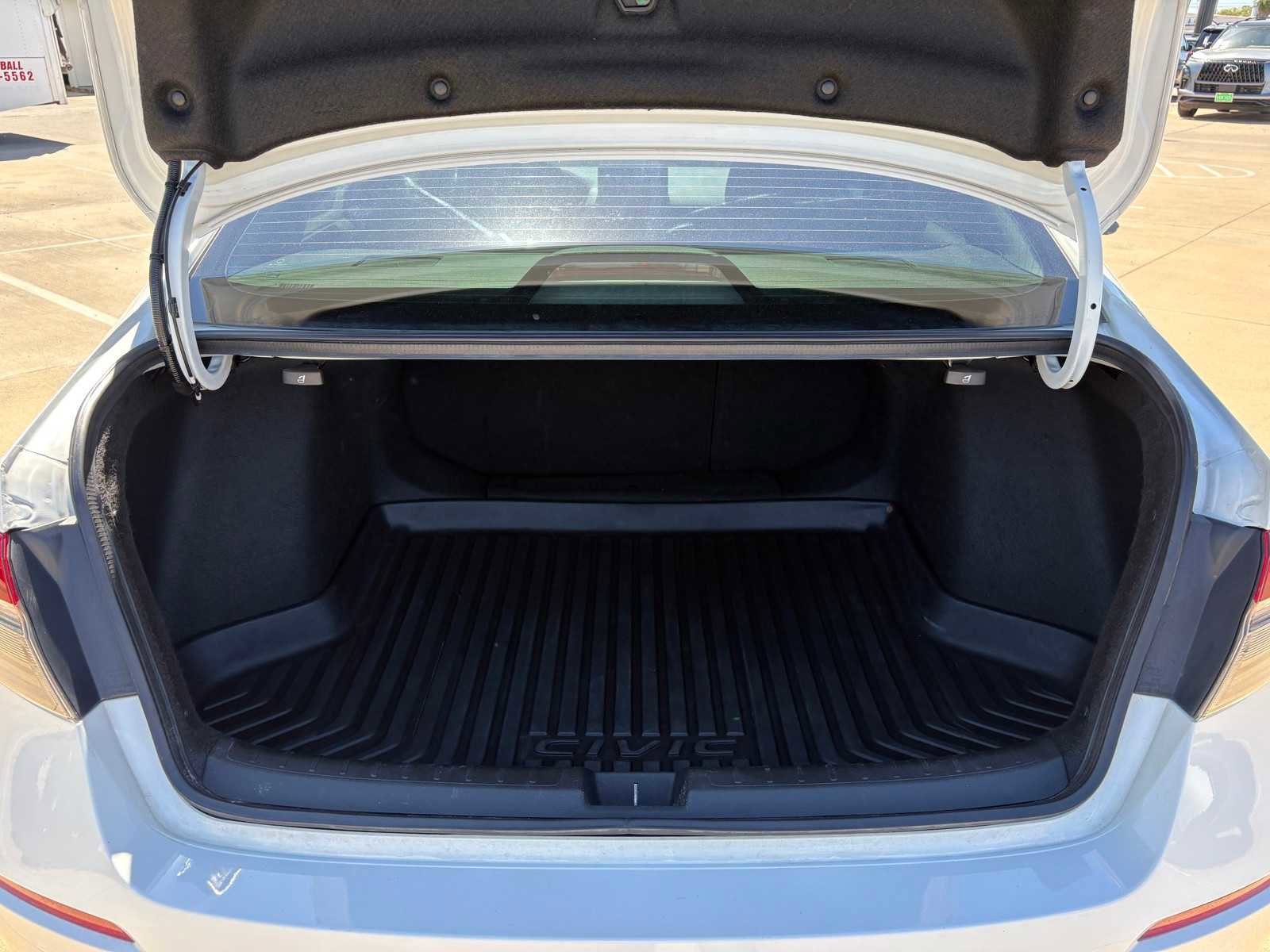 Used 2022 Honda Civic EX image 10