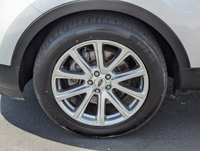 Used 2017 Ford Explorer Limited FWD image 39