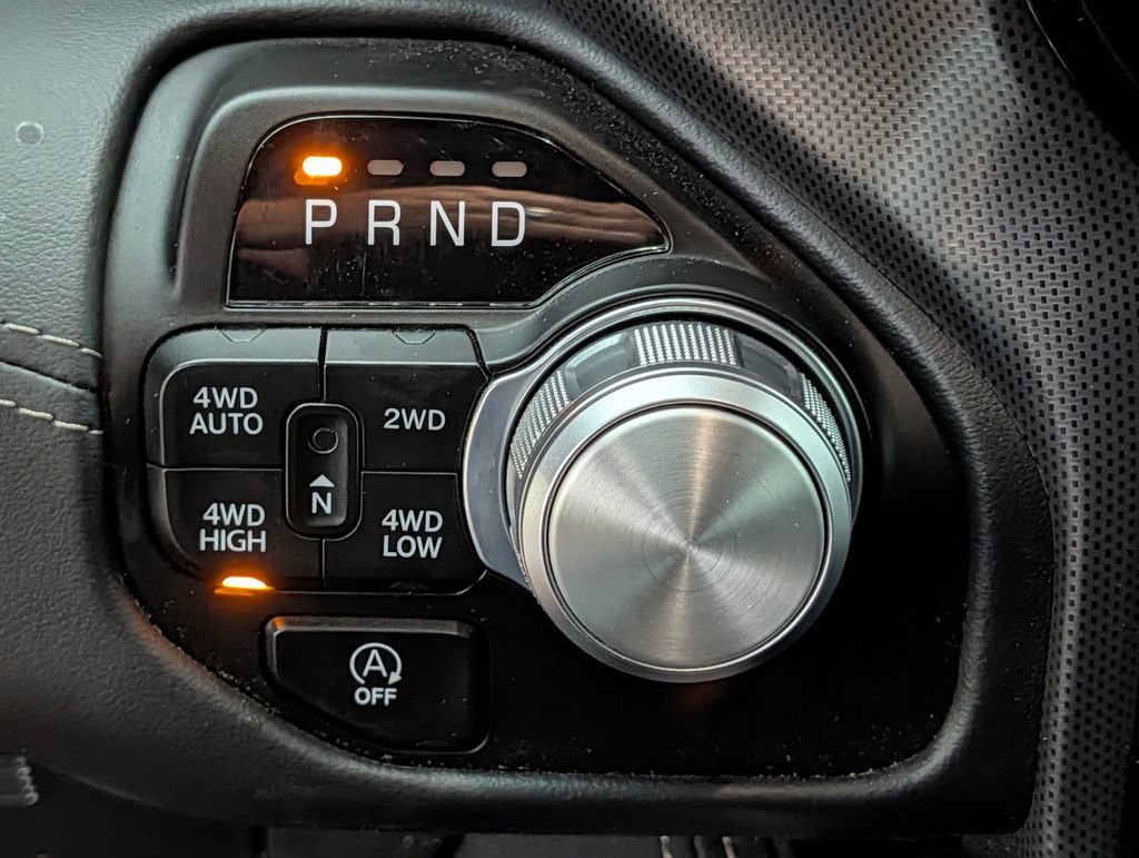 Used 2023 RAM 1500 Limited AWD/4WD image 17