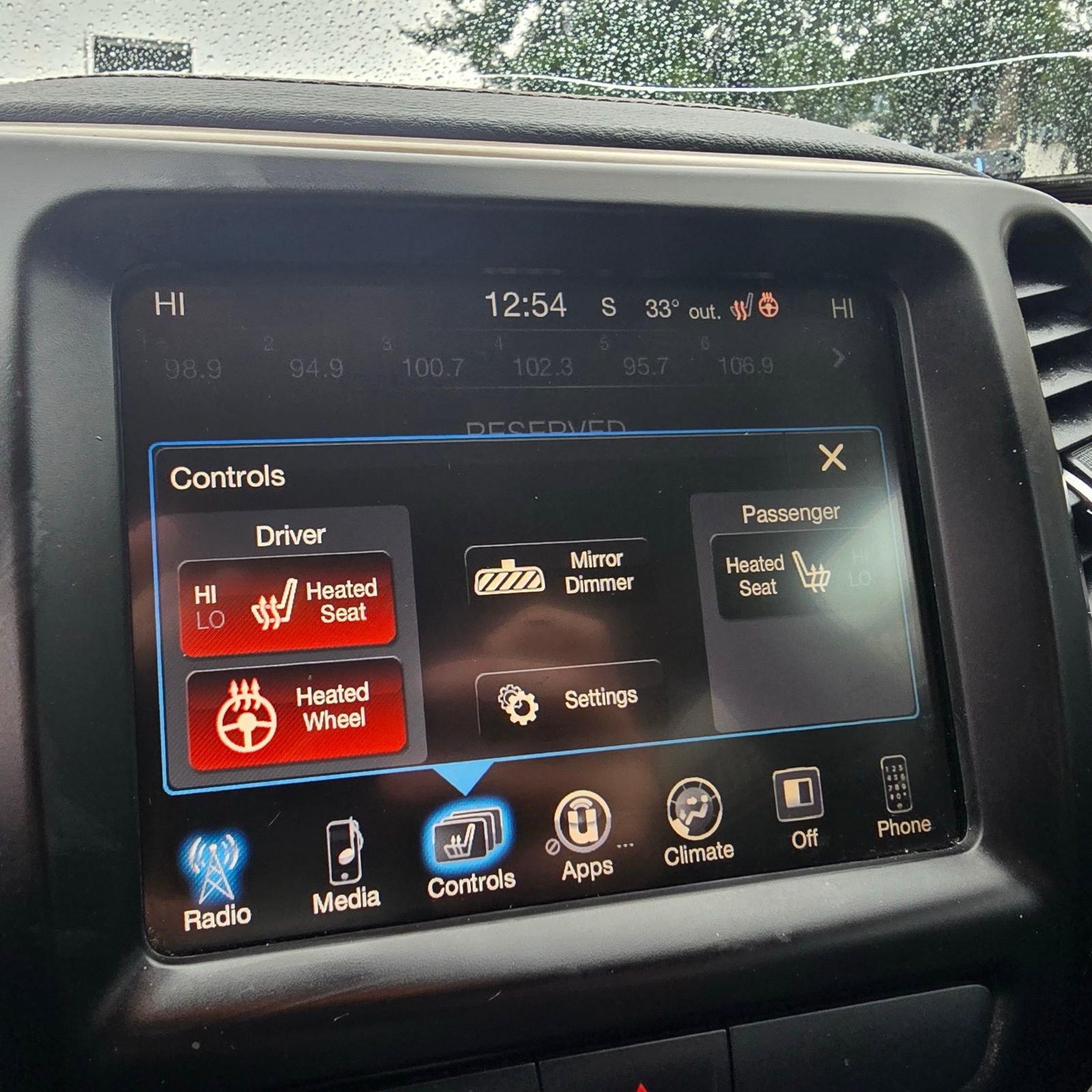 Used 2016 Jeep Cherokee Limited image 16