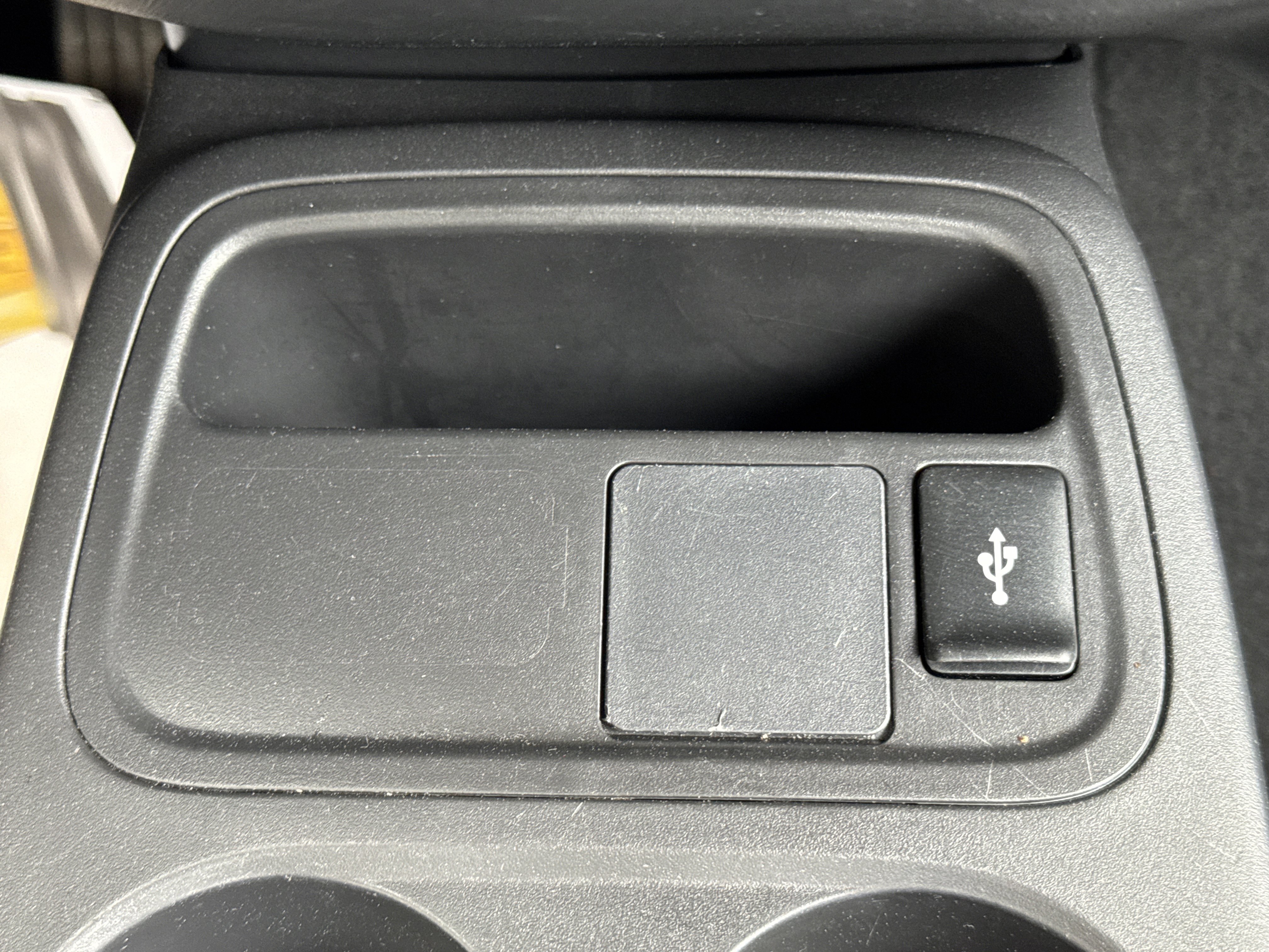 Used 2024 Mitsubishi Mirage ES FWD image 14