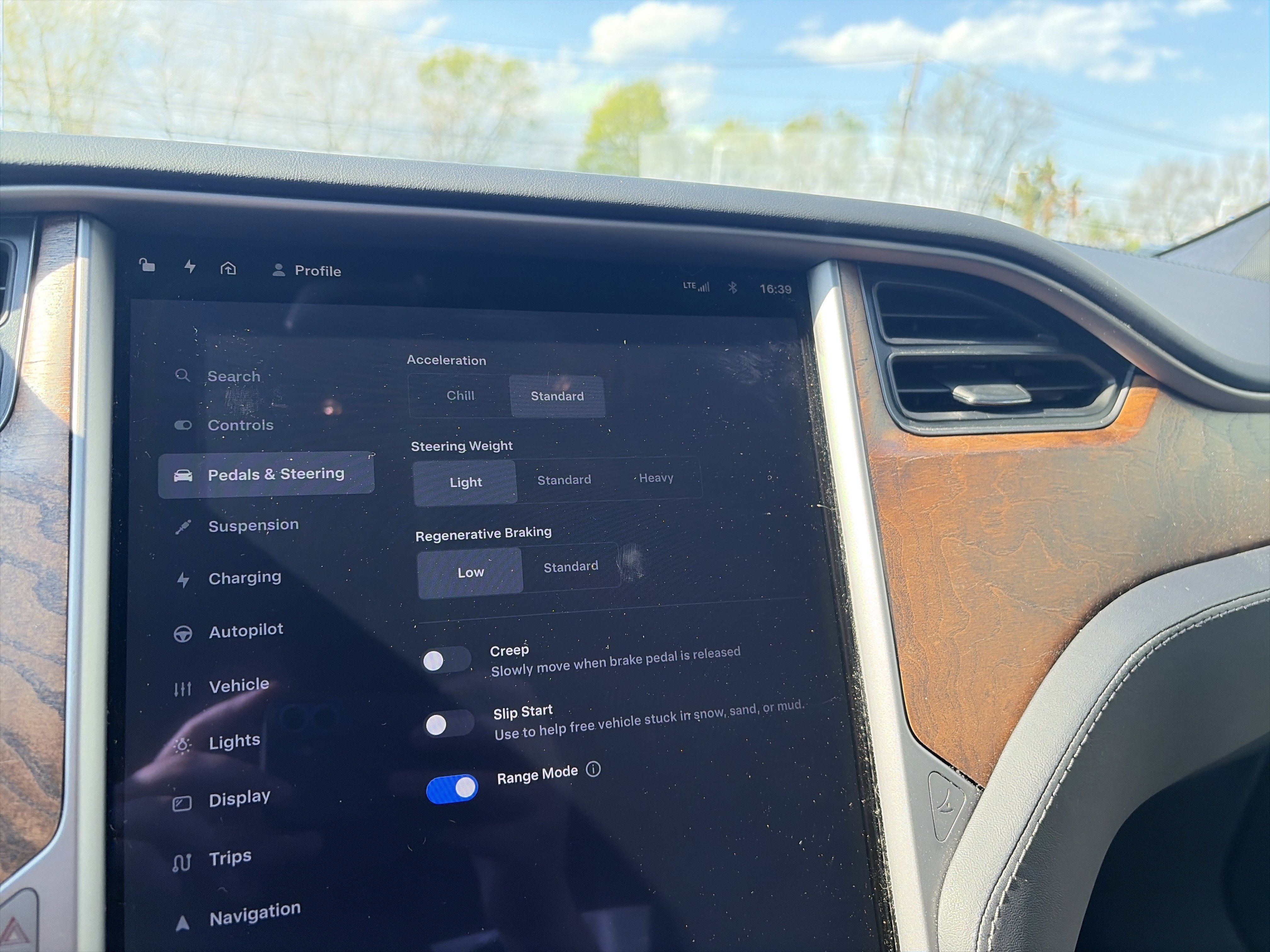 Used 2018 Tesla Model S 75D image 46