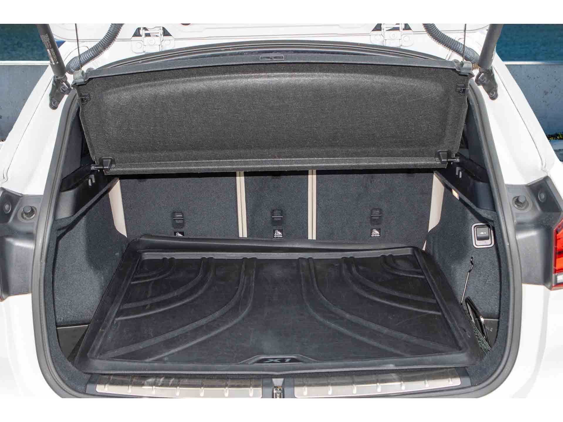 Used 2020 BMW X1 sDrive28i w/ Convenience Package image 9