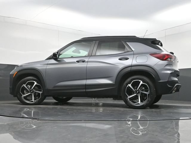 Used 2021 Chevrolet TrailBlazer RS w/ Sun and Liftgate Package FWD image 32