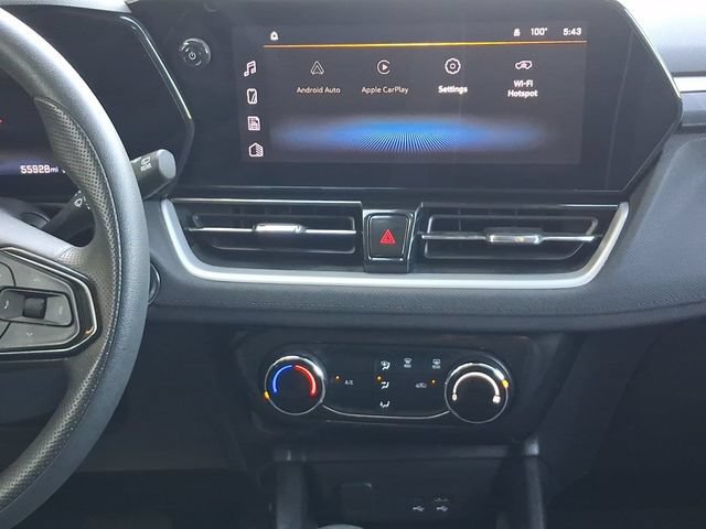 Used 2024 Chevrolet TrailBlazer LT w/ Driver Confidence Package FWD image 4