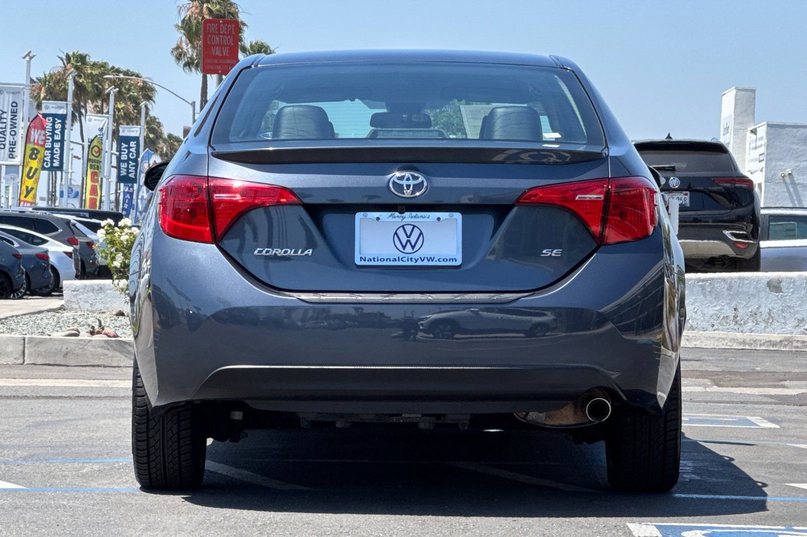 Used 2018 Toyota Corolla SE FWD image 5