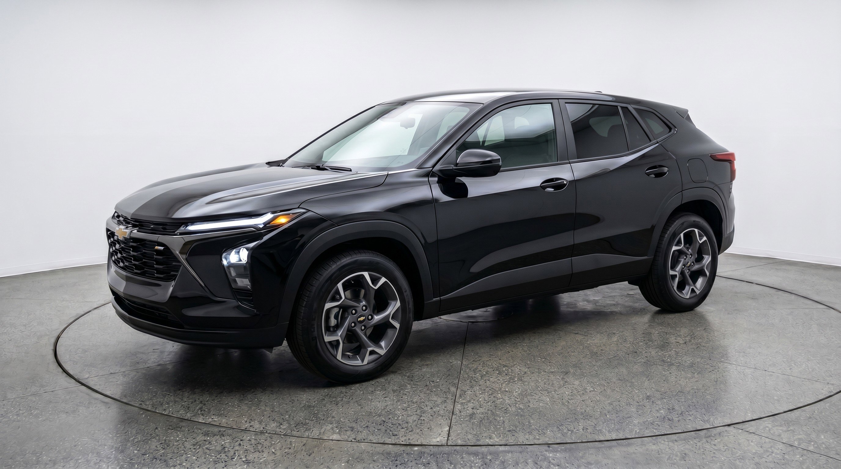 Used 2025 Chevrolet Trax LT w/ LT Convenience Package FWD image 3