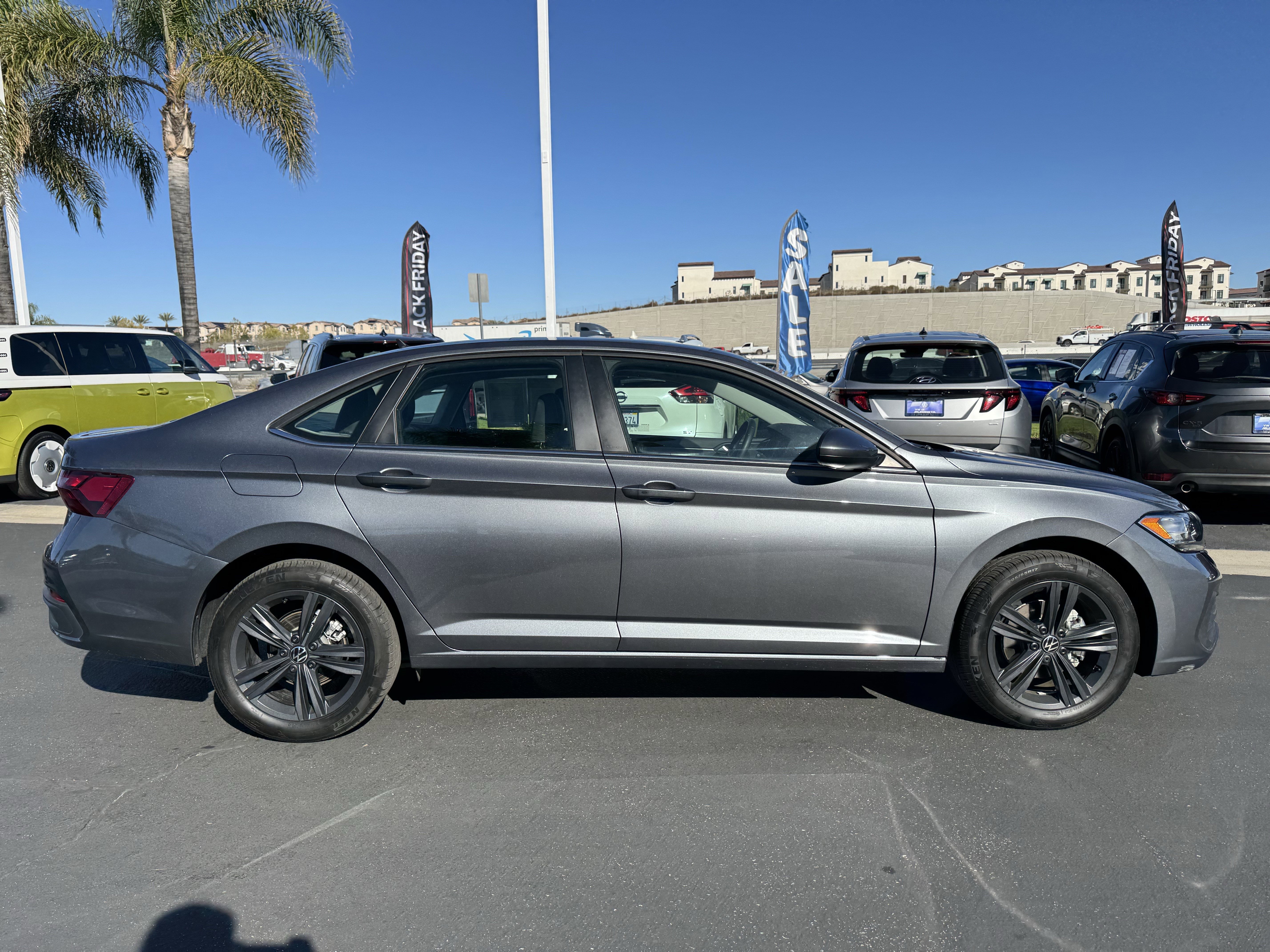 Certified 2024 Volkswagen Jetta SE image 11