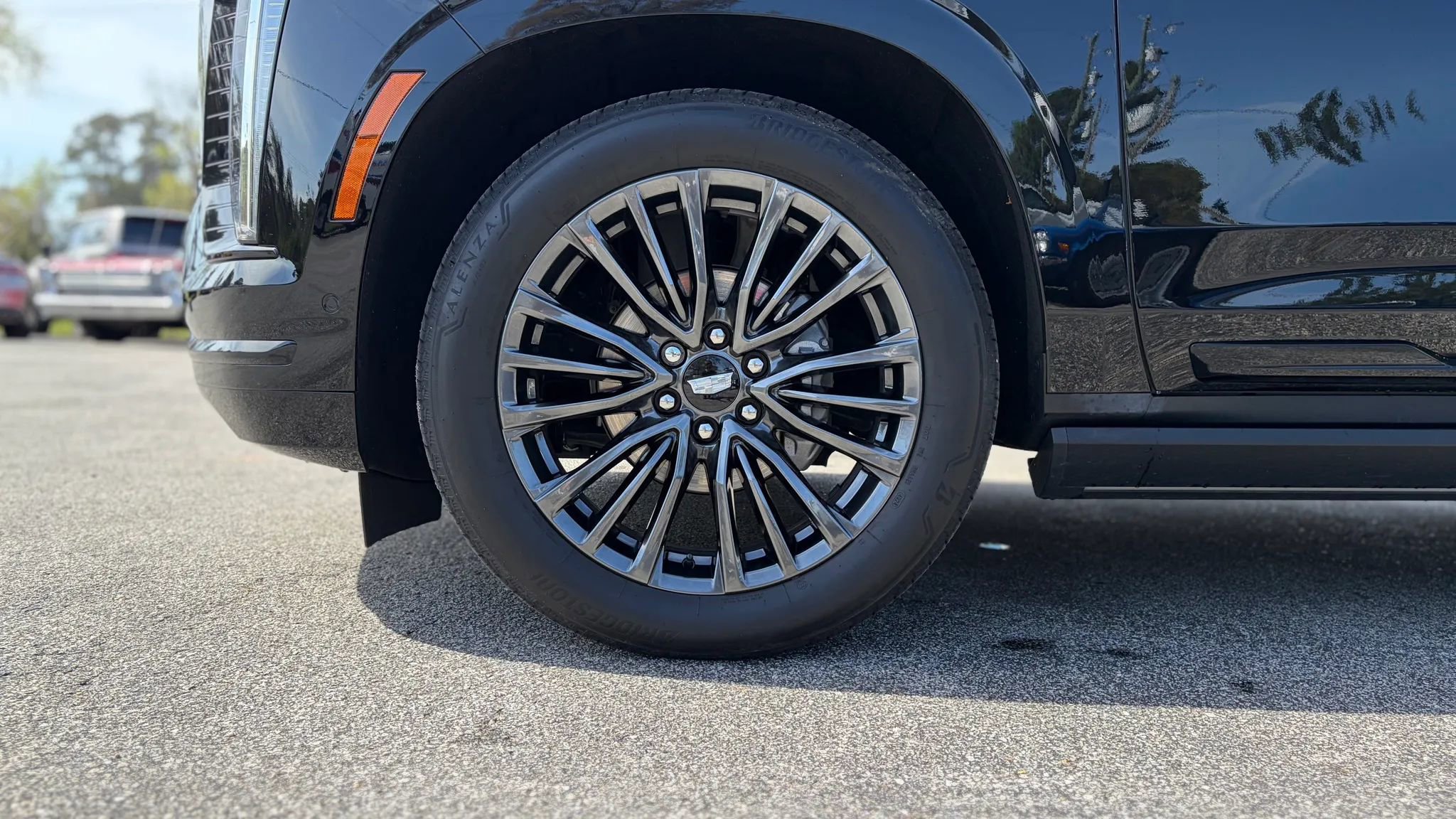 Used 2025 Cadillac Escalade Sport Platinum image 6