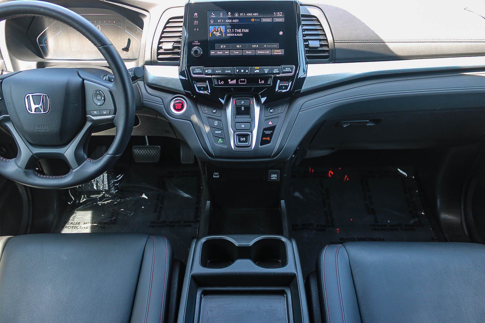 Used 2023 Honda Odyssey Sport image 13