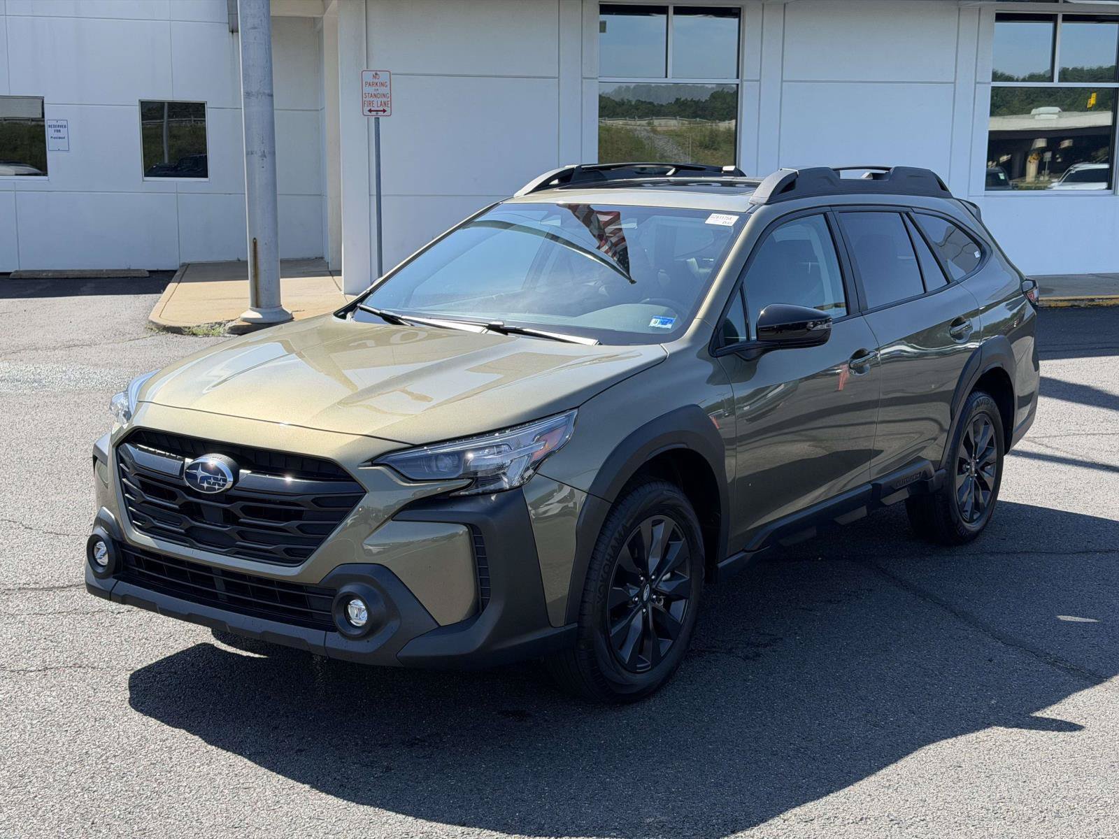 Used 2025 Subaru Outback Onyx Edition AWD/4WD image 4