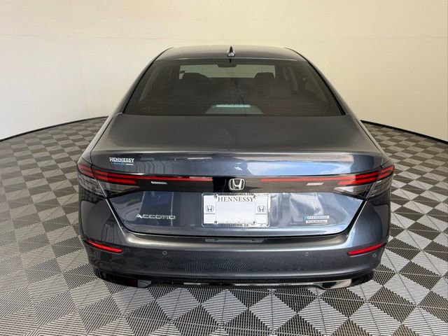 Used 2023 Honda Accord Touring image 5
