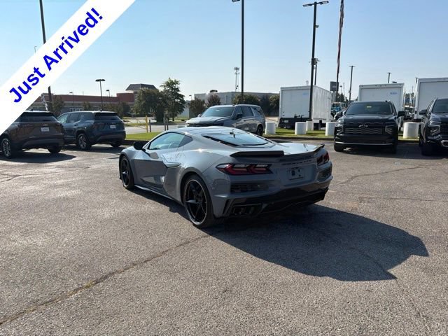 Used 2025 Chevrolet Corvette E-Ray w/ Stealth Interior Trim Package AWD/4WD image 5