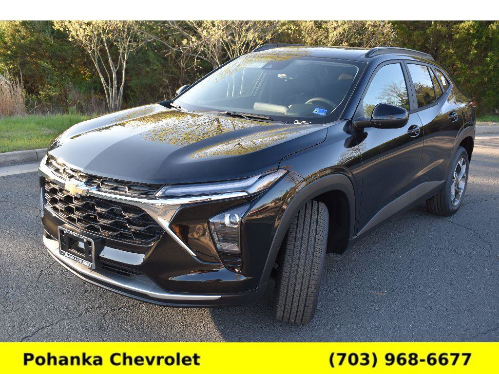 New 2026 Chevrolet Trax LT w/ Driver Confidence Package FWD video 3