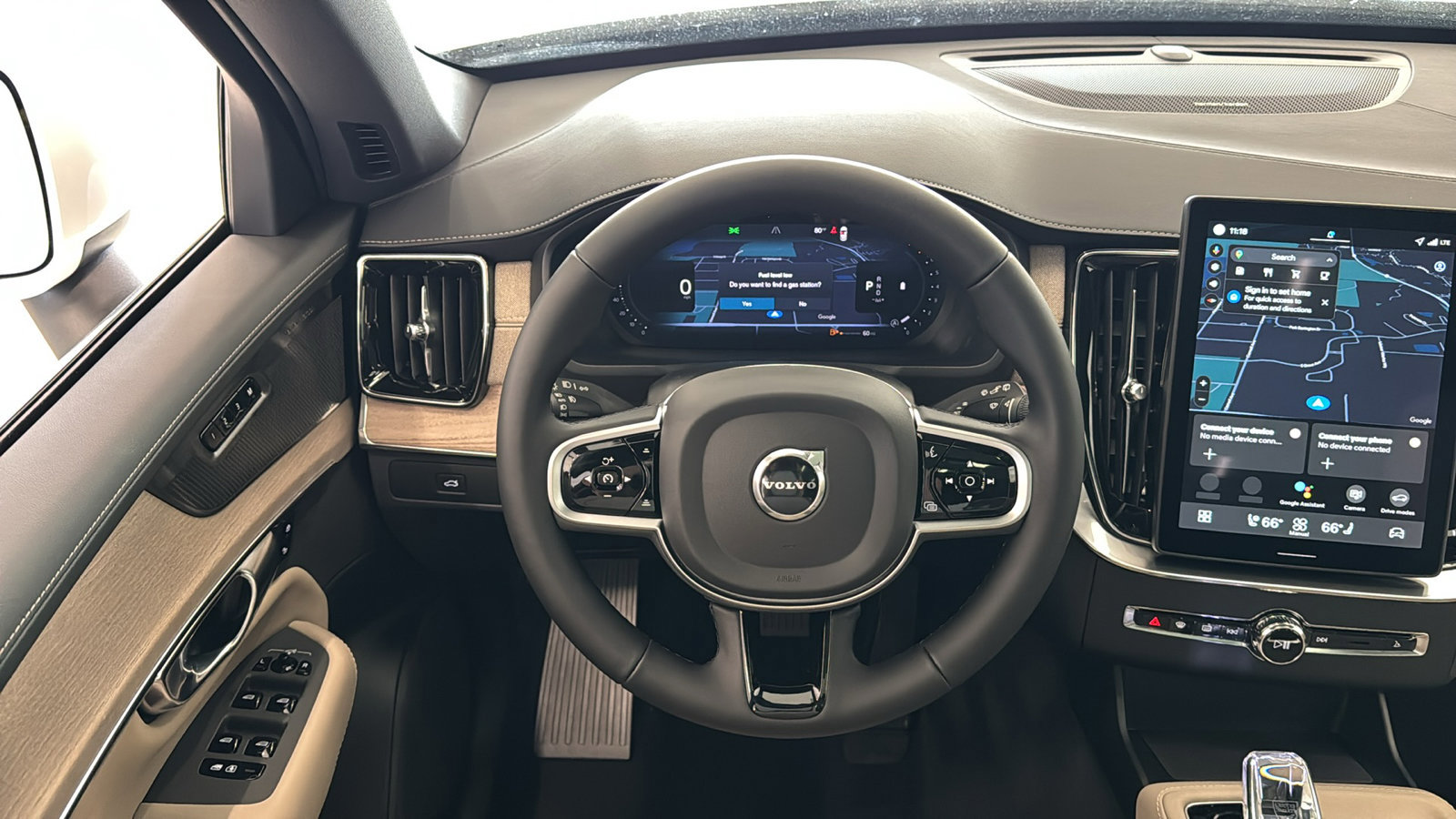 New 2026 Volvo XC90 B6 Plus w/ Protection Package Premier image 12