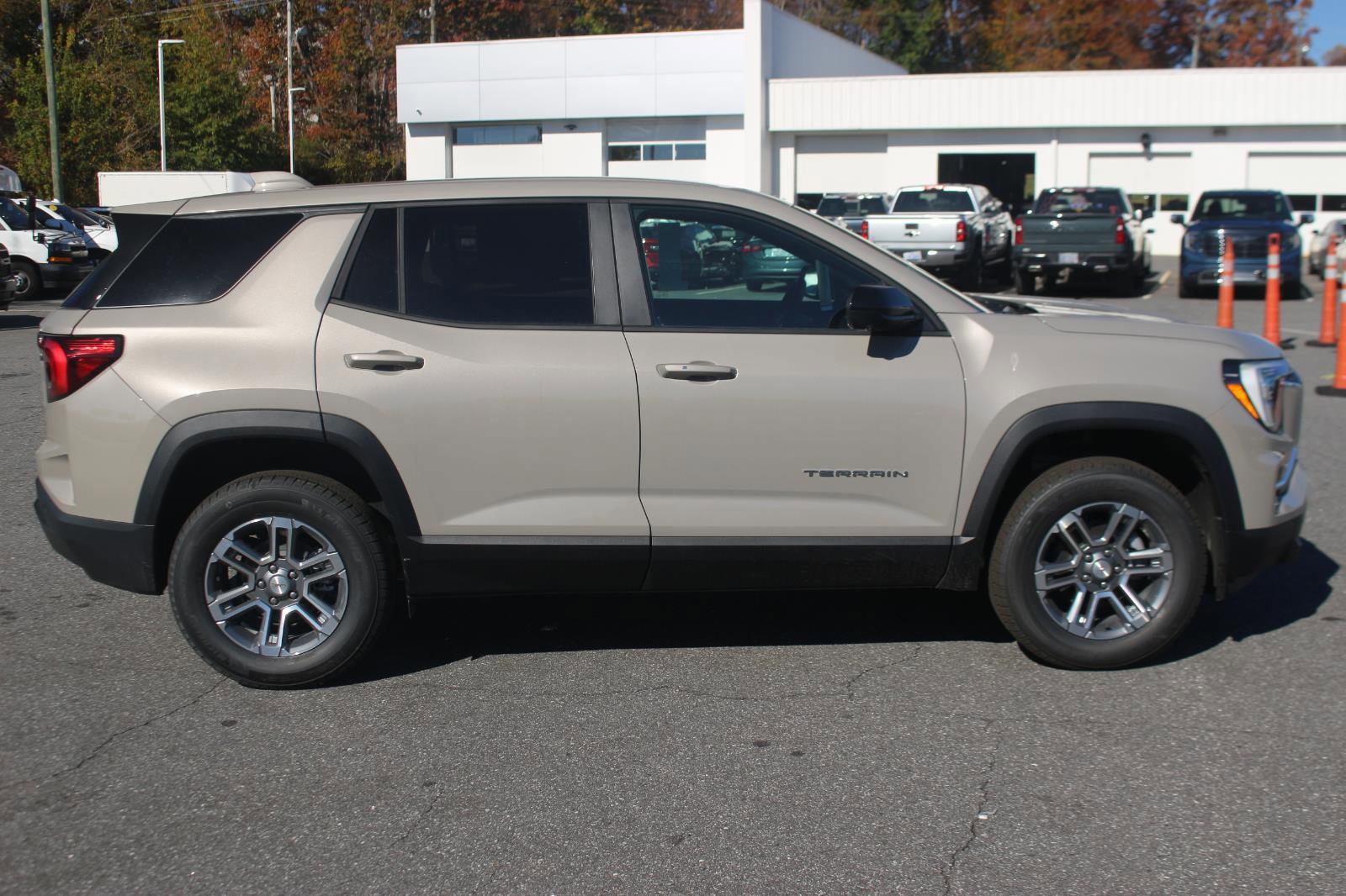 New 2026 GMC Terrain Elevation w/ Technology Package II image 8