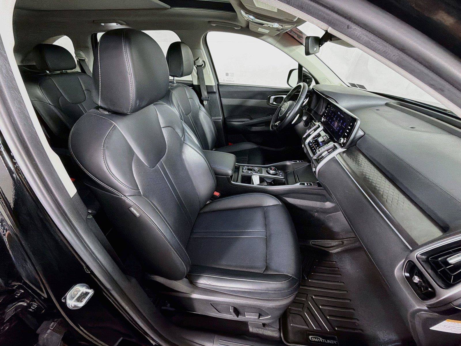 Used 2023 Kia Sorento EX w/ Panoramic Sunroof Package AWD/4WD image 31